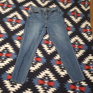 American Eagle mom jeans